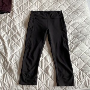 Lululemon In Movement Crops size 6